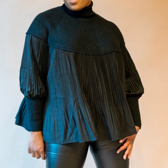 Cozy Mixed medium pleated turtleneck sweater - Picture 2 of 2